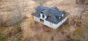 Dom w stanie surowym blisko jeziora kalwa