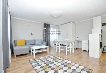 2 osobne pokoje,oddz. kuchnia,krszewskiego,umk