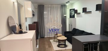 Apartament 2 pok., balkon, garaż - bliska wola