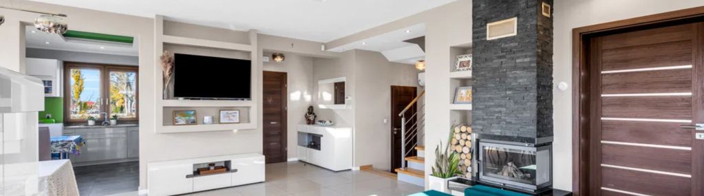 Dom wolnostojący , duża działka , węgrów