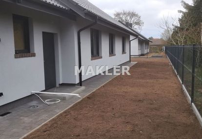 Deweloperski, wolnostojący parterowy dom