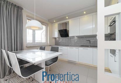 3 pokoje | 65,4 m² | taras 12 m² + balkon | garaż