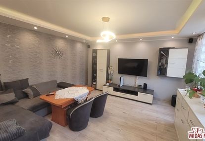 42m2, 2 pokoje, taras,miejsce parkingowe!