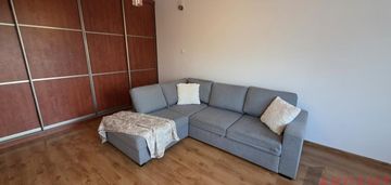 Dwa pokoje z garażem na bemowie