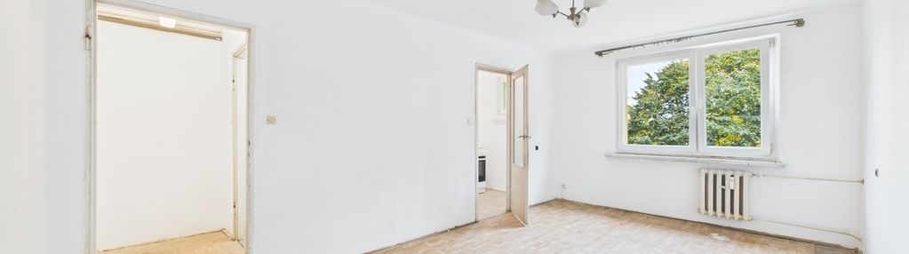 Kawalerka 28,5 m² z potencjałem na 2 pokoje - do remontu
