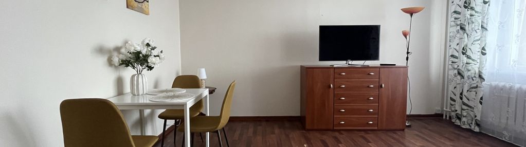 Blisko metra - 2 pokoje z osobną kuchnią