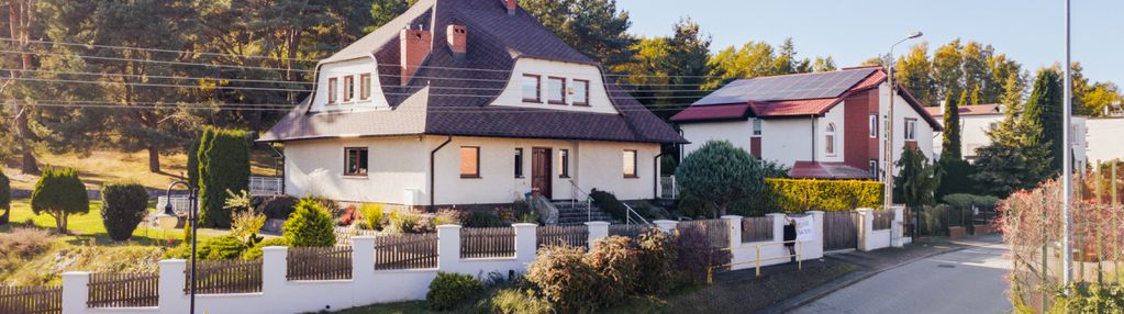 4 sypialnie w rumi, dodatkowa przestrzeń pod domem