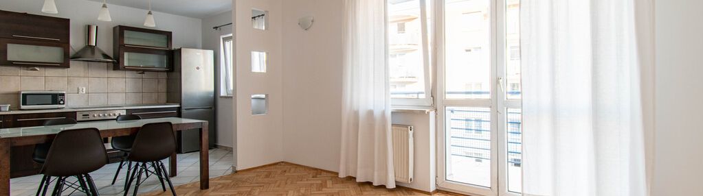 3 pokoje i prądnik cz. i możliwość umeblowania i