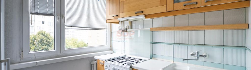 2 pok. z kuchnią, winda, piwnica, parking.