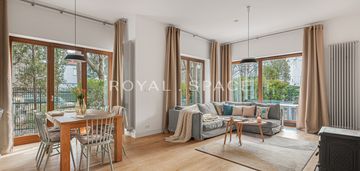 Apartament z ogrodem w sercu saskiej kępy