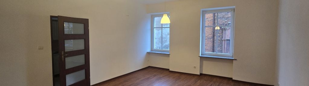 Grodków mieszkanie i p. kamienica 62m2