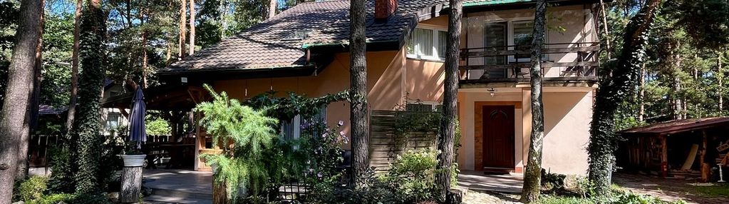 Otoczenie lasu sosnowego -  do zamieszkania