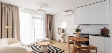 Atrakcyjny jasny apartament koło norblina