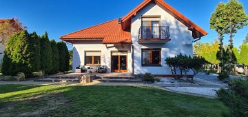 Dom energooszczędny z pięknym ogrodem – turów