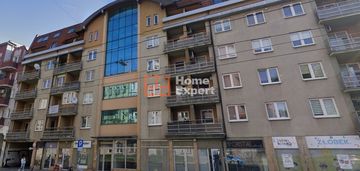 Okolice niskich łąk    nowe2006/winda/balkon