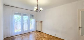 2 pokoje z balkonem na spokojnych kozinach