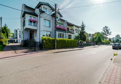 Dwa mieszkania w domu dwurodzinnym