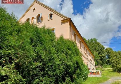 Dom i zabudowa gospodarcza na działce 4,6 ha