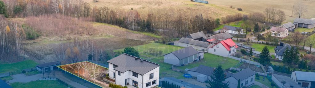 Piękny nowy dom z na jurze z sauną.