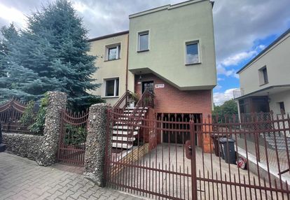 Duży dom z garażem | dwa mieszkania | ogródek