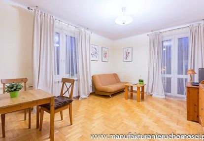 * dwa oddzielne pokoje w centrum * 2 piętro *