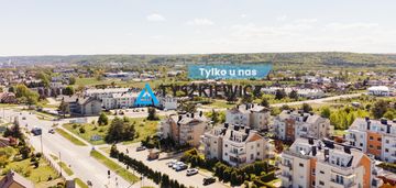 Miejsce w hali, komórka, 3 tarasy, piękny widok.