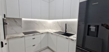 Komfortowy lokal pod usługi