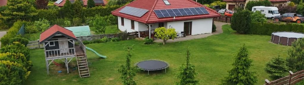 Dom jednorodzinny z pełnym wyposażeniem rozgity
