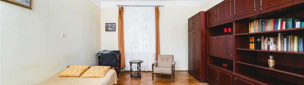 Salwator/pl. na stawach! 2 pokoje, balkon, piwnica