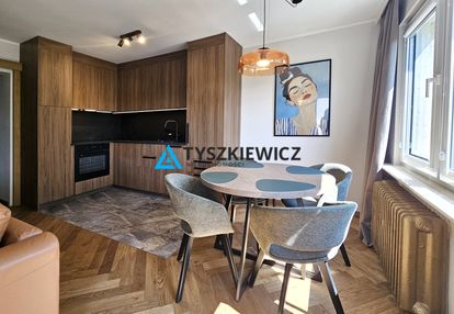 Świeżo wyremontowane 2-pokojowe mieszkanie.