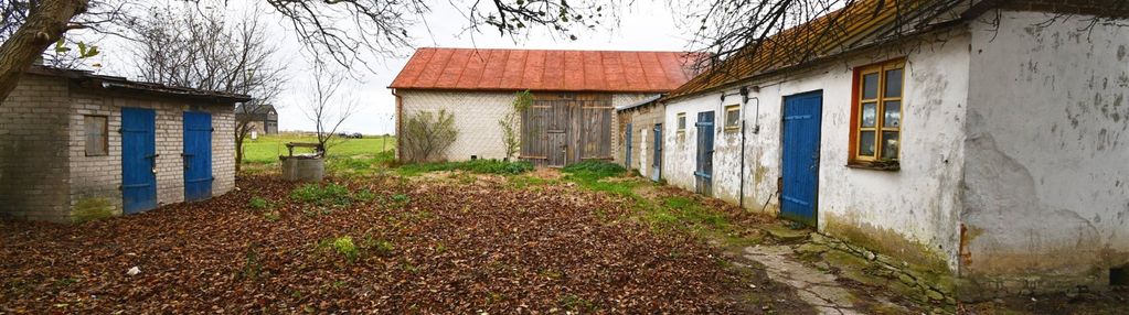 Działka rudka kozłowiecka 18ar z zabudowaniami.