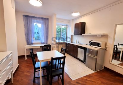 2 pokoje/40m2/budynek z widną i recepcją/odrzańska