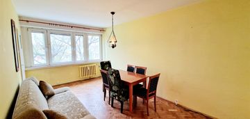 1 piętro, 42m, 2 pokoje, 11 listopada