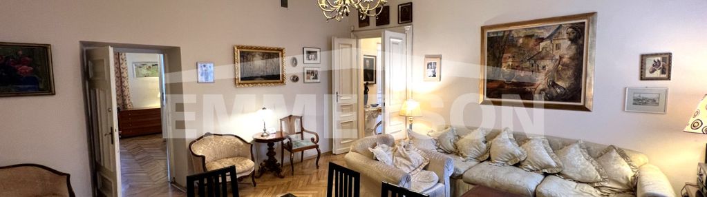 Apartament w kamienicy z 1900r.