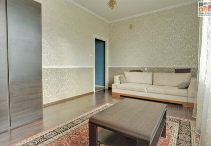 Blisko politechniki, 2pokoje, 1piętro 1500zł