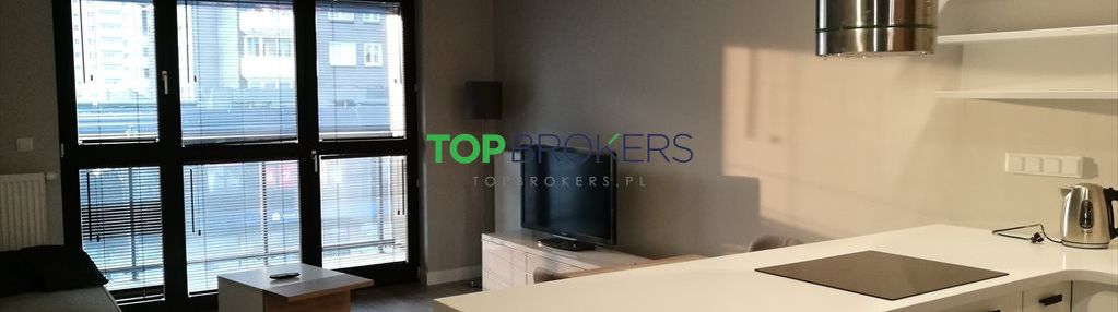 Salon z aneksem i sypialnia, metro