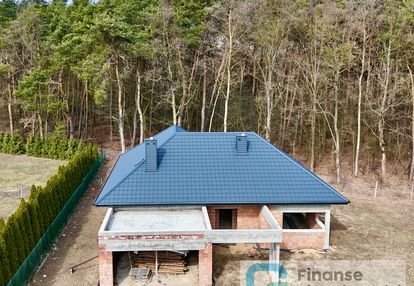 Nowoczesny dom w stanie surowym – chrusty