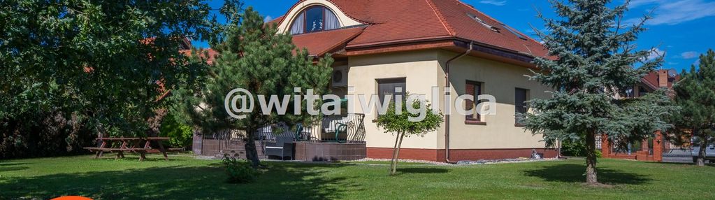 Piękny dom, klimatyczna, zaciszna okolica