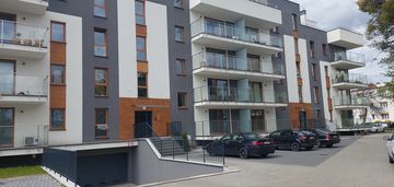 Przestronna kawalerka z miejscem garażowym !