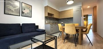 2 duże balkony | parking | ostatnie piętro