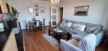 Jasne 48 m² z balkonem | świetna lokalizacja | 4 p