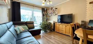 Dwustronne mieszkanie z dwoma ogródkami