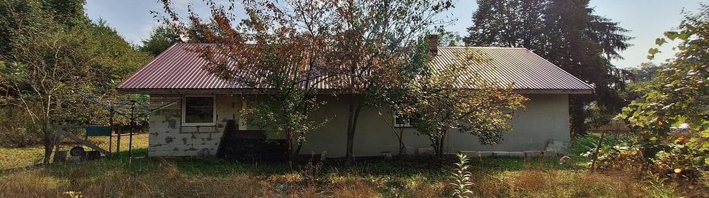 Dom przy lesie korczowa