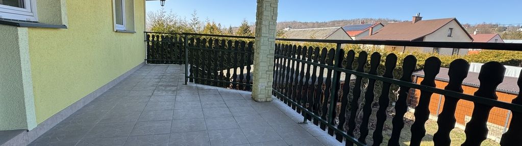 Komfortowy dom z dużym garażem - blisko rzeszowa