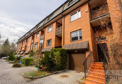 Wilanów - 240 m² - 6 pokoi - 2 balkony - garaż