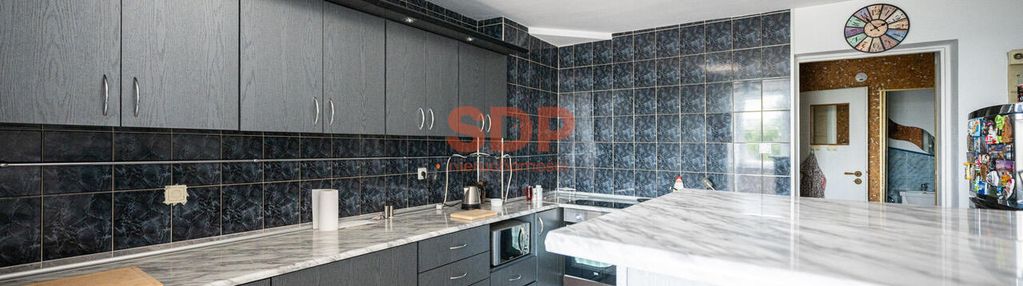 96 m2 w kamienicy blisko centrum