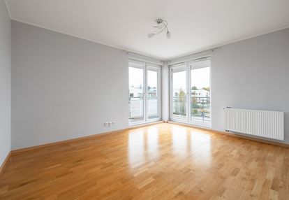 Komfortowe 3 pokoje 67 m² + hala garażowa