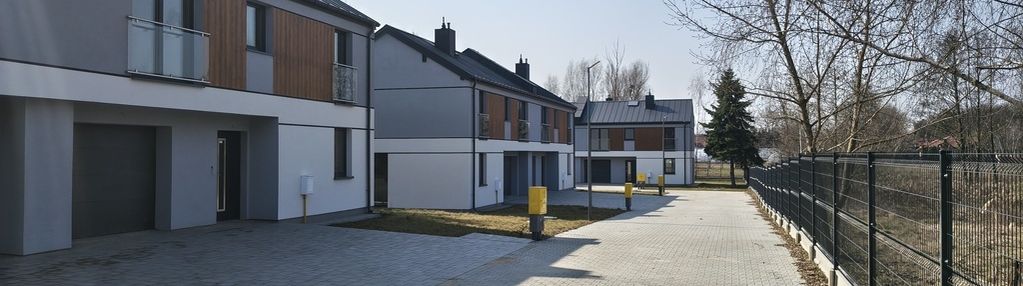 Komfortowe domy na przedmieściach