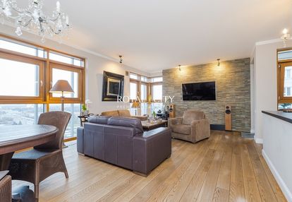 Elegancki i przestronny apartament na wynajem
