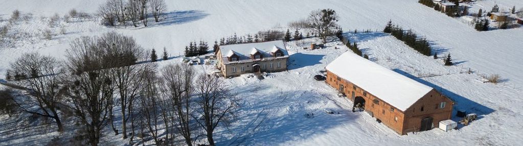 Siedlisko 1,17 ha, duża stodoła 442 m², skolity